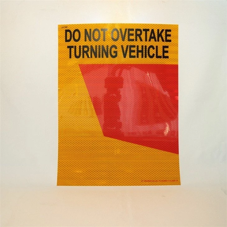 30-30cm-rear-marker-plates-do-not-overtake35121972683 30-30cm-rear-marker-plates-do-not-overtake35121972683